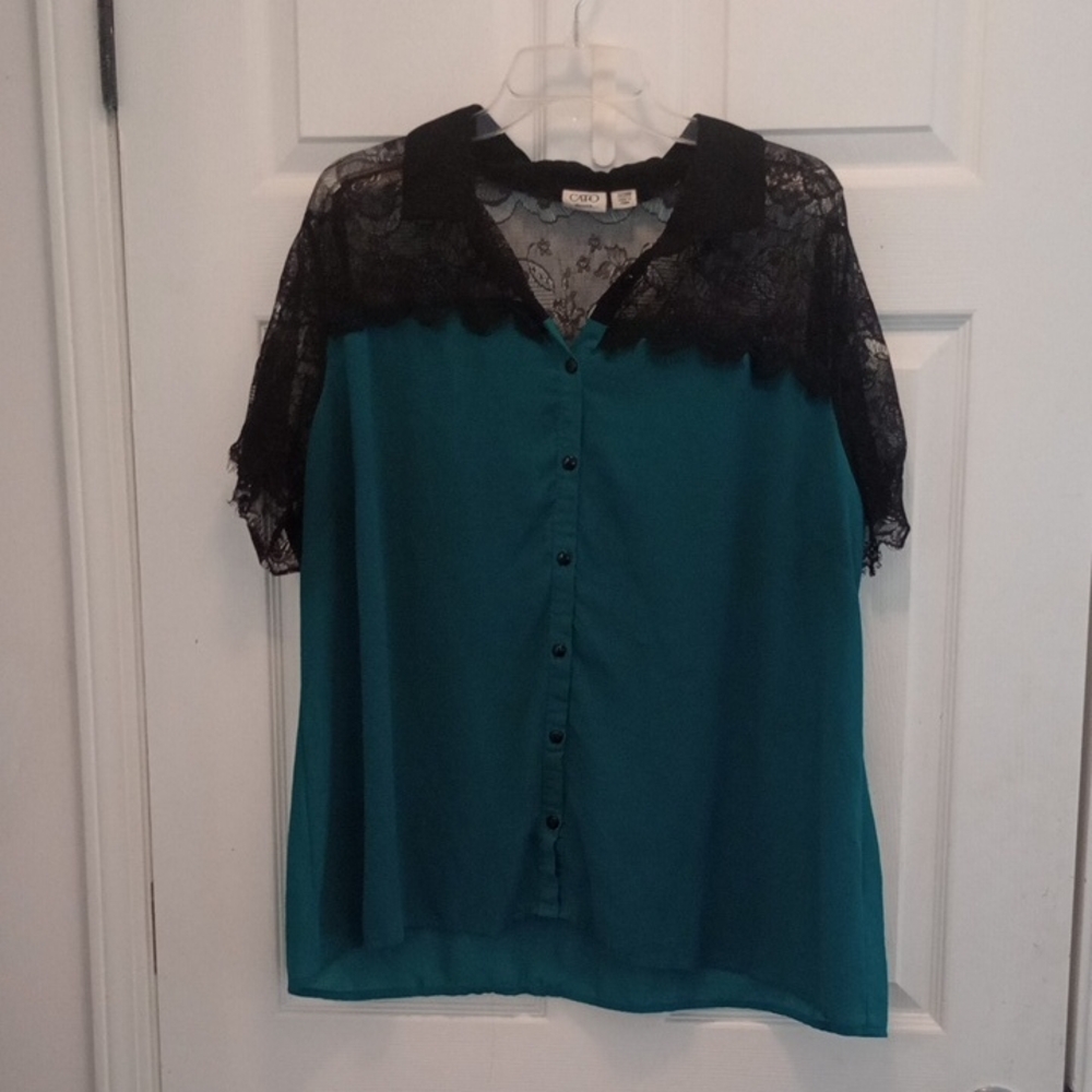 Women's Top